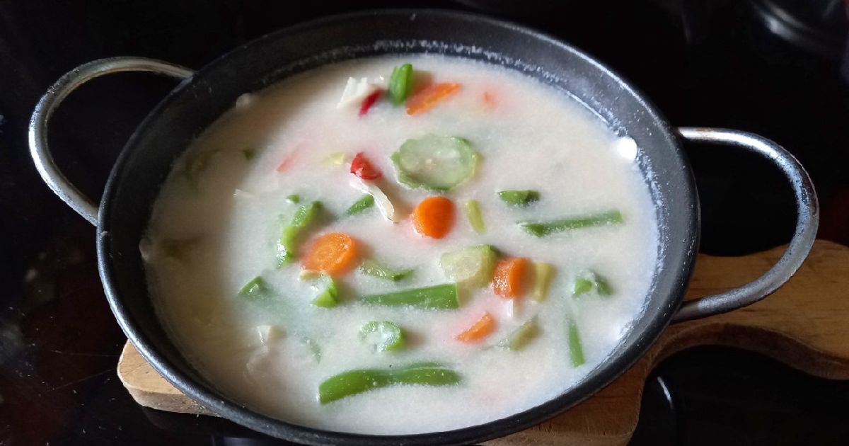 Ichkaridan jinsiy aloqa, kamera qin ichida. Ayollar javonidagi barmoq fotosurati