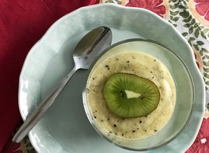 Una foto de Mousse de kiwi
