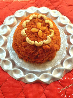 ગાજર નો હલવો (Gajar Halwa Recipe In Gujarati) રેસીપી મુખ્ય ફોટો