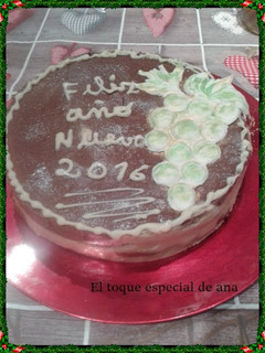 Una foto de Tarta de tiramisú con chocolate