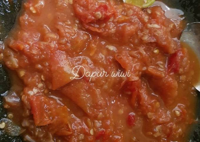 Resep Sambal Dadak Tomat Oleh Dapur Wiwi Cookpad