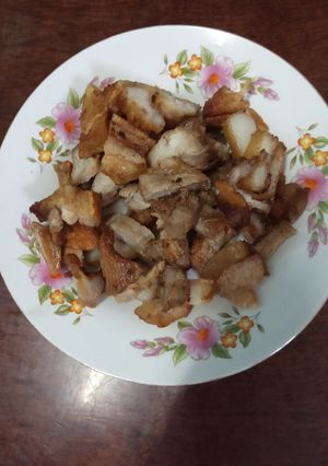 รูปของ หมูทอดแสนอร่อย😋