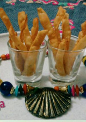 A picture of Stick Papdi.
