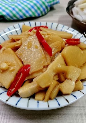 辣炒酸筍 的食譜成品照片