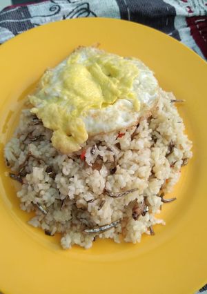 Foto resep Nasi goreng geprek teri ponti