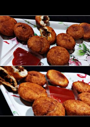 A picture of Black gram Kachori.