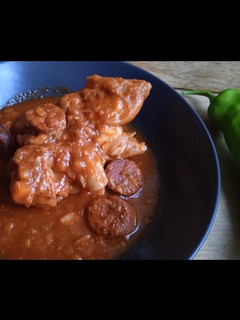 Una foto de Pies de cerdo con chorizo, Con o sin instant pot