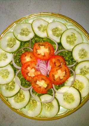 A picture of Salad decoration.