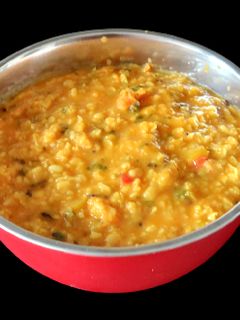 દુધી ચણાની દાળ નુ શાક (Bottle Gourd Split Bengal Gram Sabji Recipe In Gujarati) રેસીપી મુખ્ય ફોટો