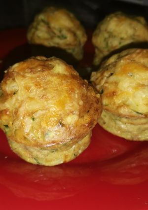 Una foto de Muffins vegetarianos de calabacín y zanahorias