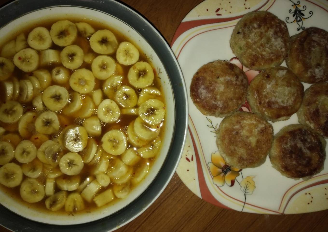Aloo ke kabab and imli banana souce indian dish