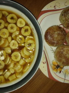 A picture of Aloo ke kabab and imli banana souce indian dish.