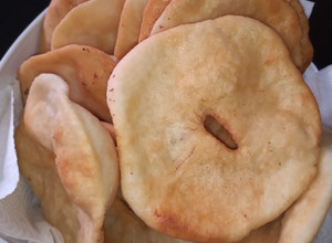 Una foto de Torta Frita con Levadura Seca