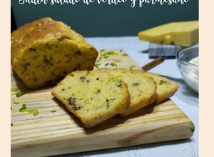 Una foto de Budín salado de Verdeo y Parmesano