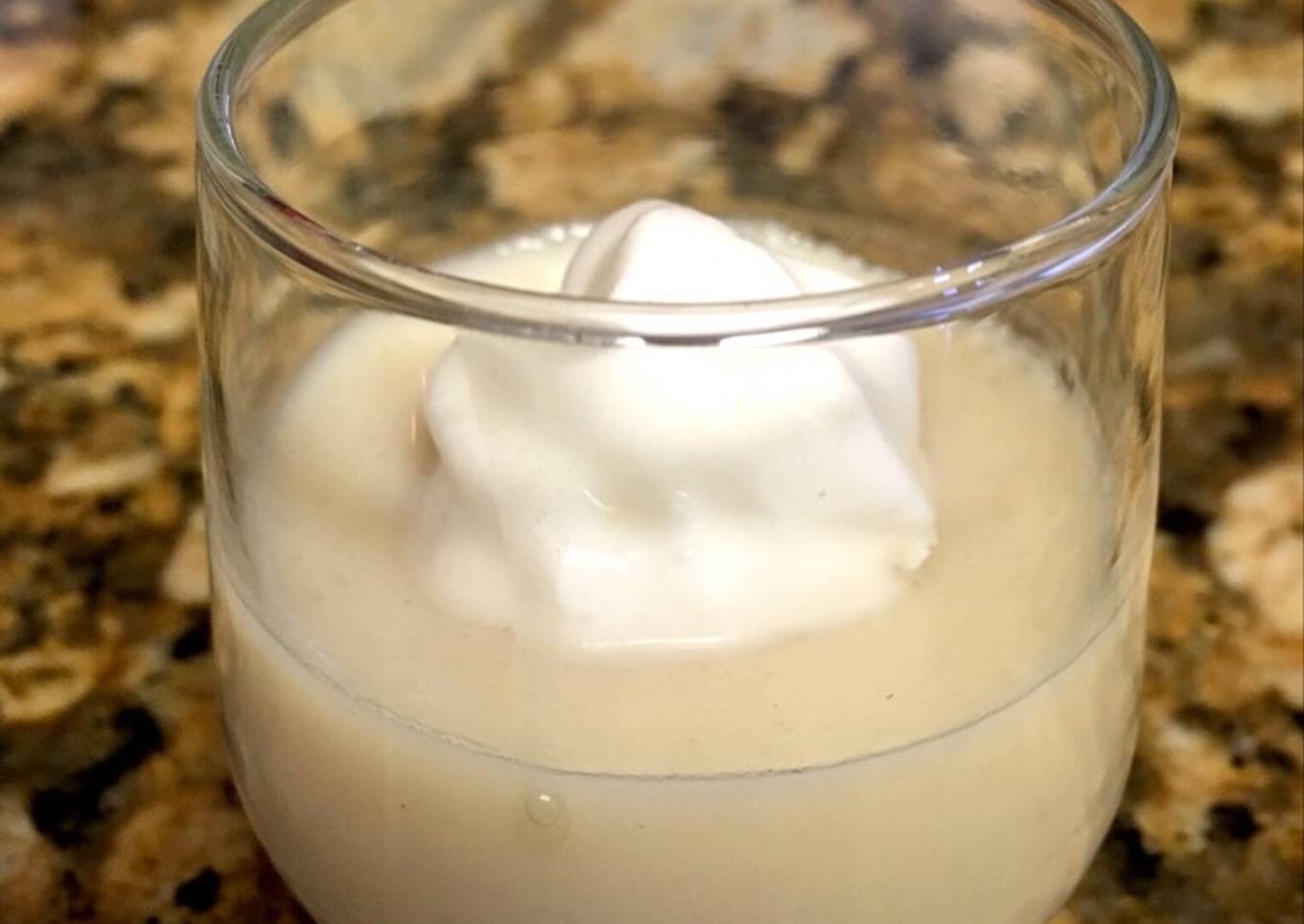 Almond jelly (soy milk + agar)