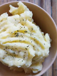 A picture of Mashed Potatoes.