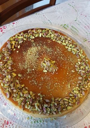 A picture of Knafeh with Stretchy Cheese.
