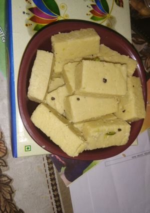 A picture of Khoya burfi.