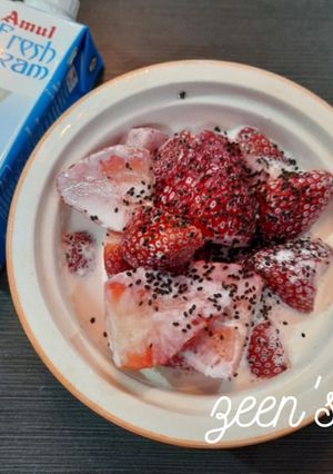 A picture of Strawberry Cream.