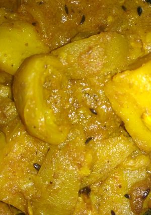 A picture of Potato tinda curry.