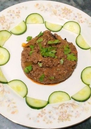 A picture of Spicy Qeemah.
