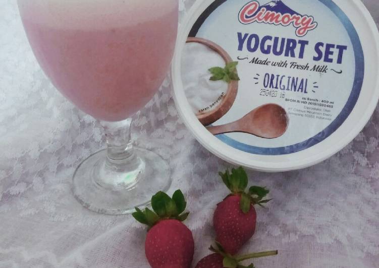 Es Yogurt Strawberry
