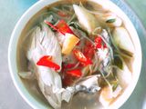 Canh chua đầu cá hồi