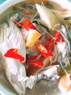 Hình của món Canh chua đầu cá hồi.