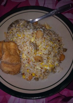 Foto resep Nasgor simple ala anak kost