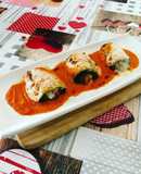 Canelones de calabacín con salsa de pimientos del piquillo y queso de oveja fresco