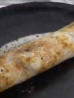 Veg dosa roll (Veg dosa roll recpe in tamil) செய்முறை முக்கிய புகைப்படம்