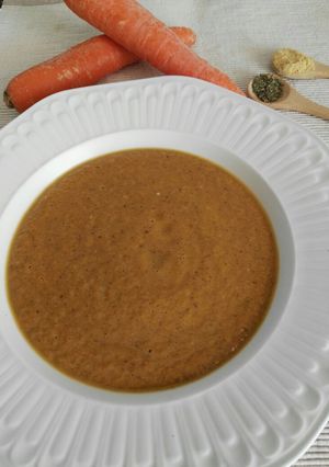 Foto principal de Crema de zanahoria y champiñones con queso