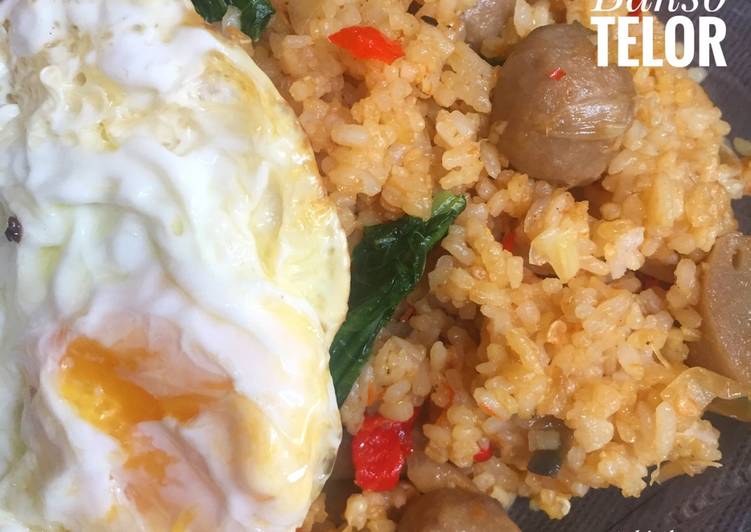 Cara Gampang Membuat Nasi Goreng Bakso Telor, Bikin Ngiler