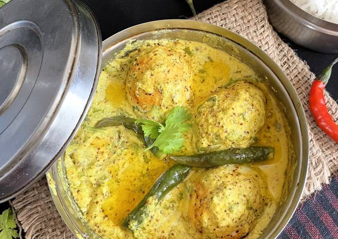 Dim Bhapa Steamed Egg Curry Bengali Lunch Recipe By Bethica Das Cookpad