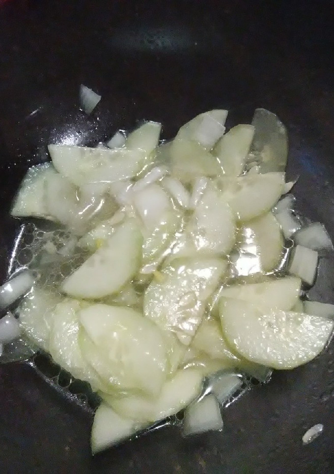 A picture of 🥒 Cucumber and Onion Salad with Sweet Onion Vinaigrette.