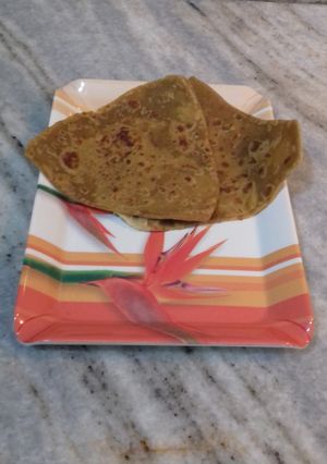 বেঁচে যাওয়া সবজির পরোটা (beche jawa sabjir parota recipe in Bengali) রেসিপির প্রধান ছবি