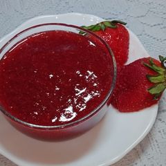 Strawberry 🍓 jam😋 A picture of Strawberry 🍓 jam😋.