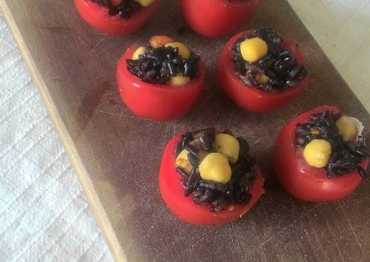 Bocconcini di riso venere e pomodoro