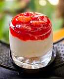 Strawberry Yoghurt Cheesecake Cups