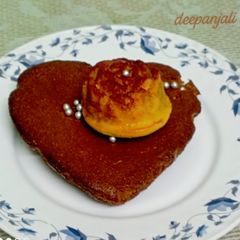 A picture of Milky Red Velvet Cake & Rose Cake.