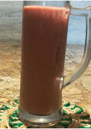 A picture of Pomogranate Figs and Grapes Smoothie.