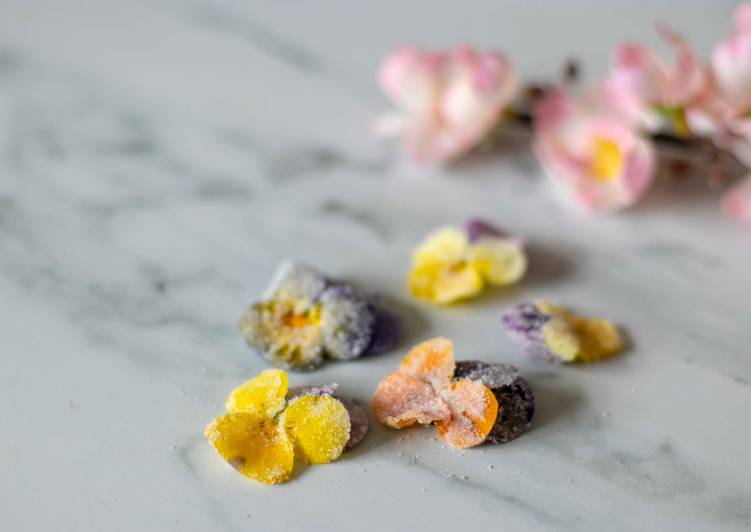 Step-by-Step Guide to Make Award-winning Candied flowers 💐