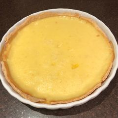 A picture of Gluten free lemon tart.