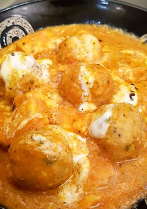 A picture of Malai kofta paneer.