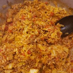 A picture of "Unstuffed cabbage".