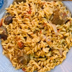 A picture of Macaroni.