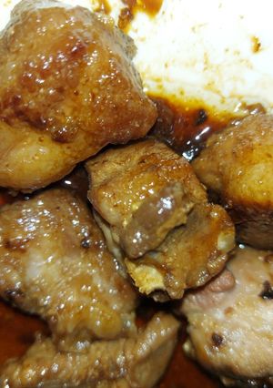 Hình của món Sườn rim.