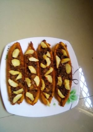A picture of Filled plantain.