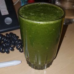 Green leafy vegetable smoothie A picture of Green leafy vegetable smoothie.
