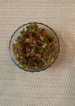 A picture of Cabbage with Chinese touch.